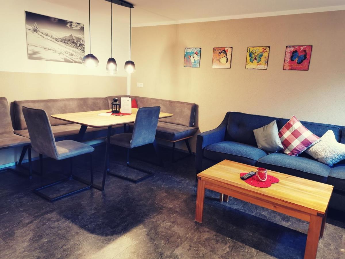 Hof Neuhaus Apartman Mayrhofen Kültér fotó