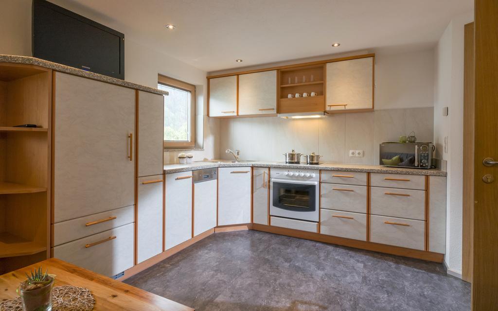 Hof Neuhaus Apartman Mayrhofen Kültér fotó
