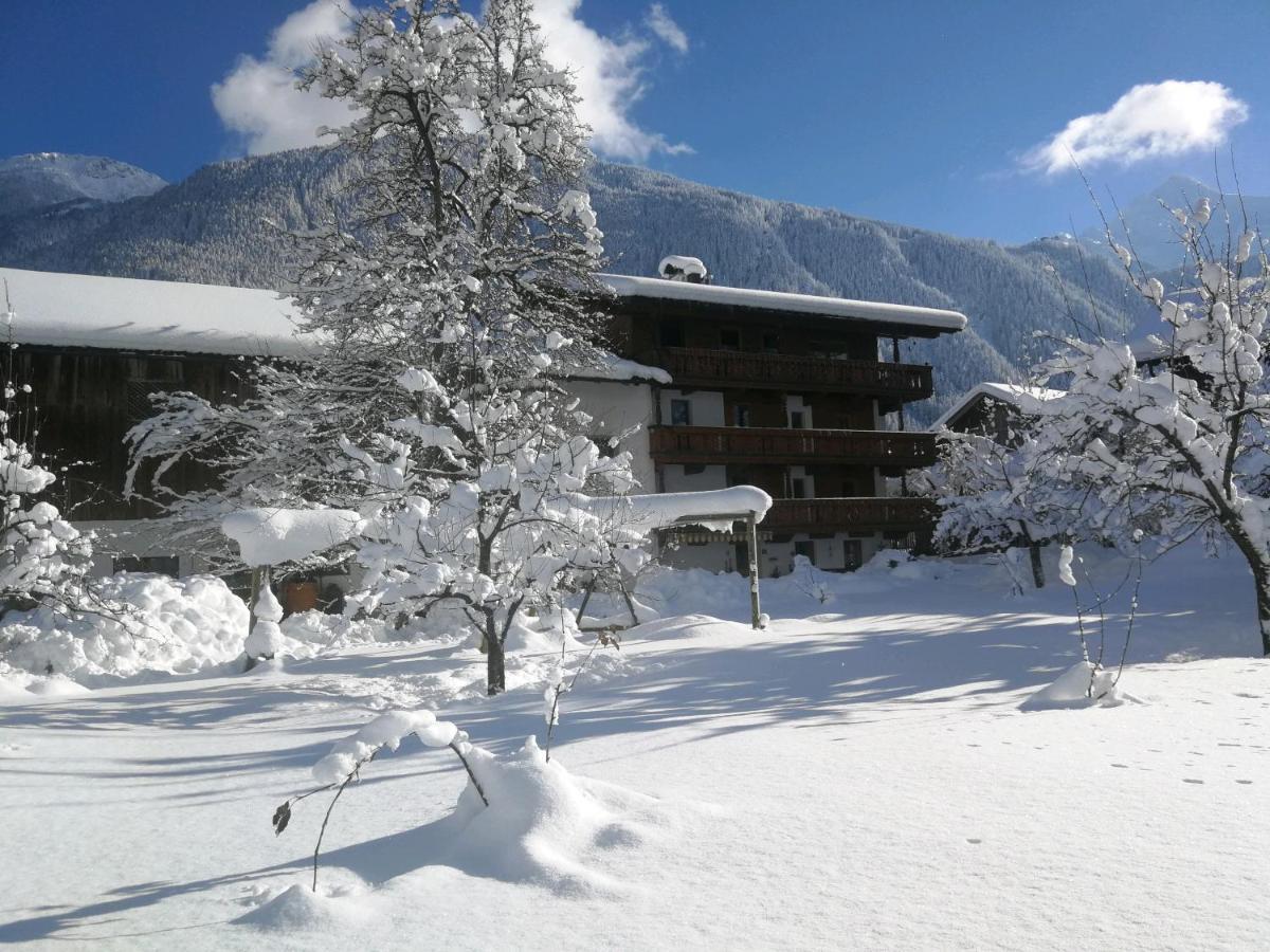 Hof Neuhaus Apartman Mayrhofen Kültér fotó